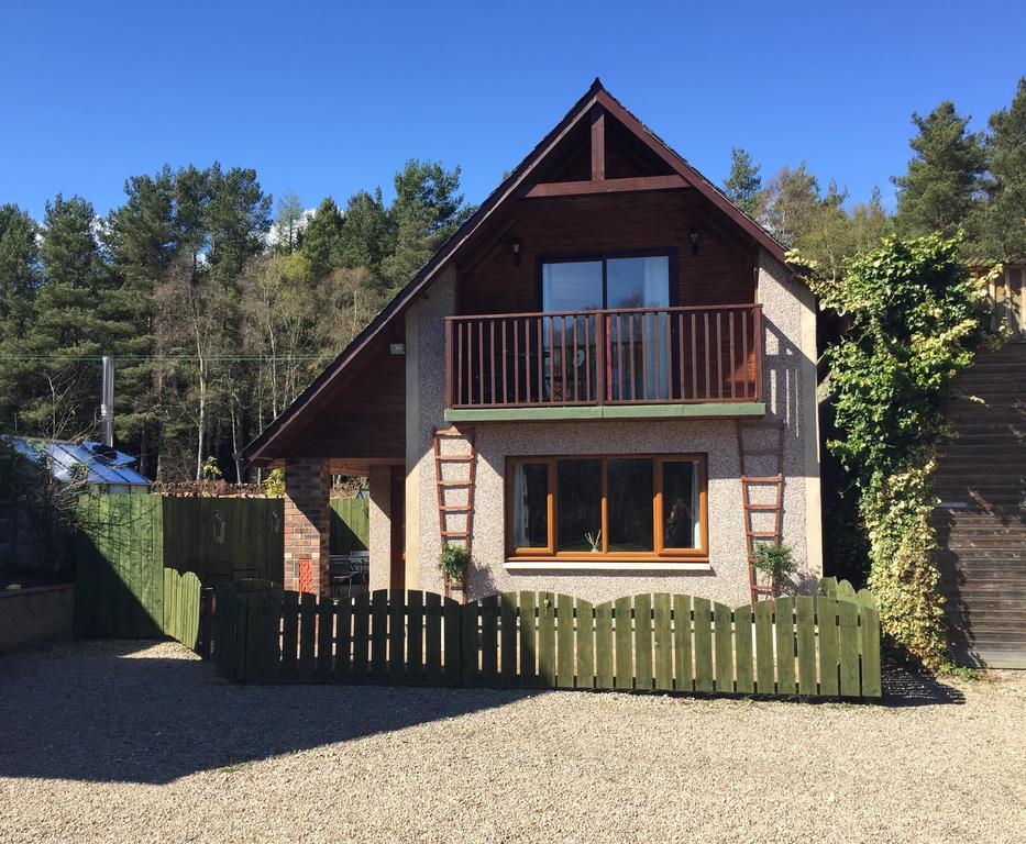 Knockbain Birchwood Cottage חדר תמונה
